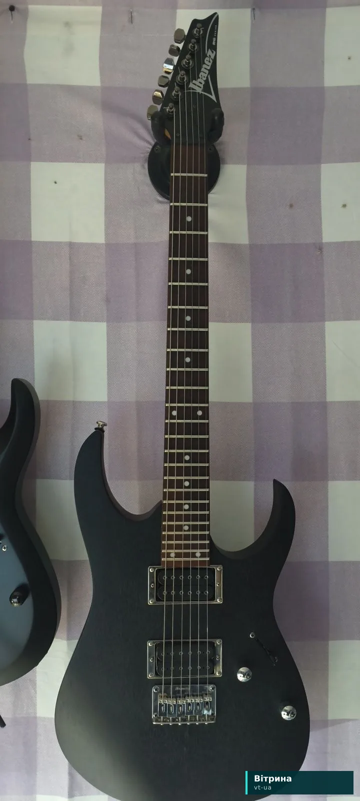 Продам электрогитару ibanez RG 421