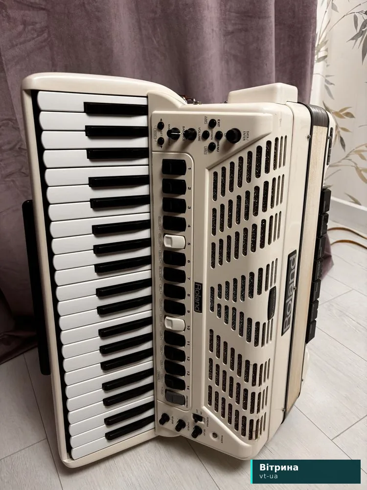 Акордеон Roland fr-7x (white) | Цифровий аккордеон роланд 7x