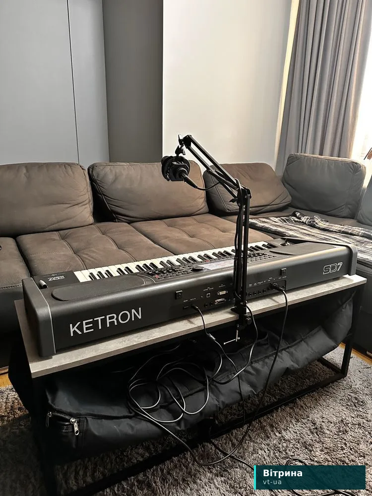 Ketron SD7