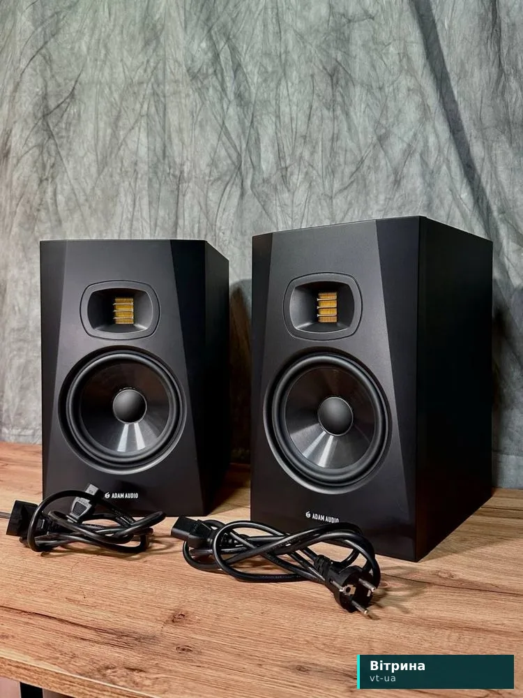 Звукові монітори ADAM Audio T7V